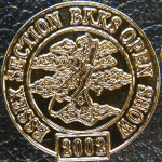 Private made in gold: 2002 show pin